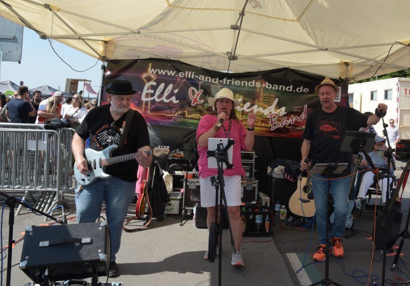 %Elli and friends band düsseldorf%