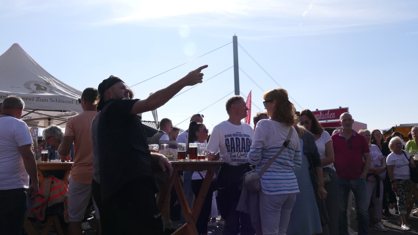 %Elli and friends band düsseldorf%