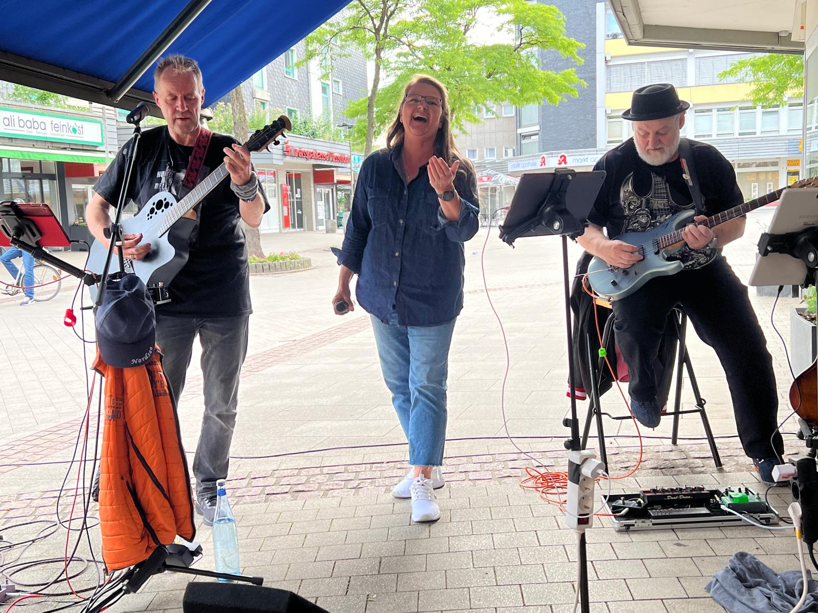 %Elli and friends band düsseldorf%