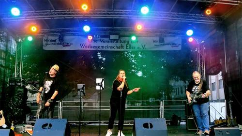 Elli & Friends BandRock, Pop Cover aus Düsseldorfelliandfriends, band, Live