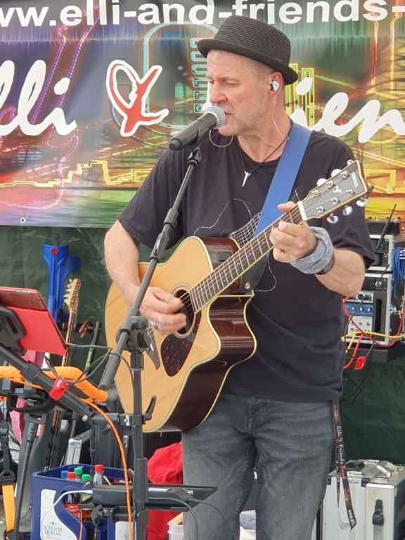 %Elli and friends band düsseldorf%